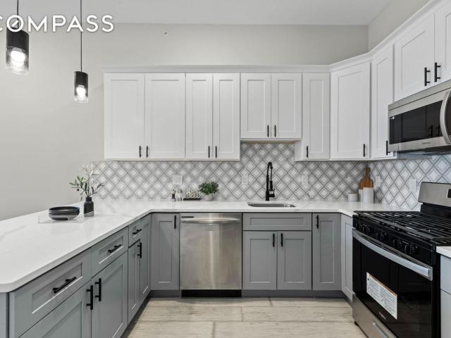 Condo for sale in Hudson, New Jersey