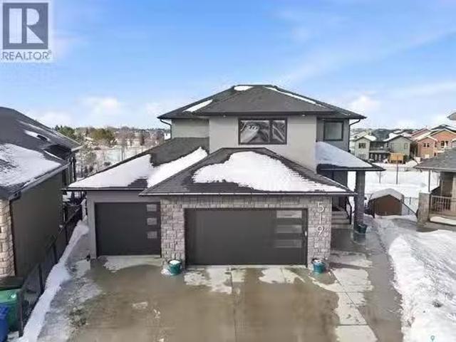 House for sale in Saskatoon, Saskatchewan