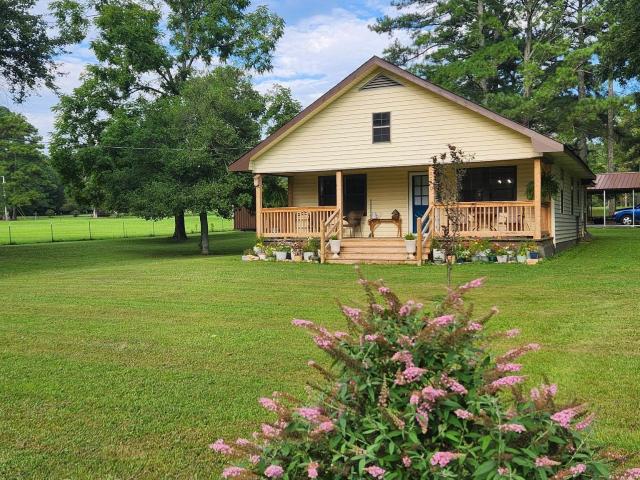 House for sale in Valley Head, Alabama