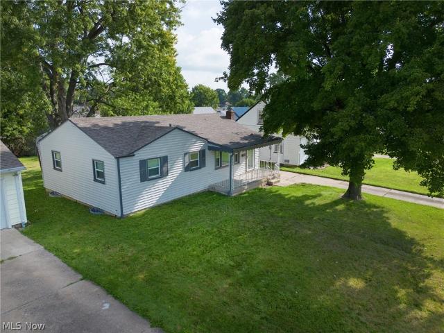 House for sale in Struthers, Ohio