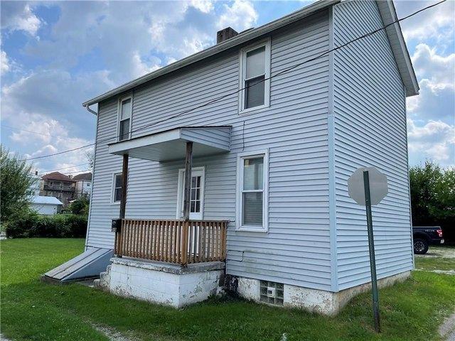 House for sale in Canonsburg, Pennsylvania