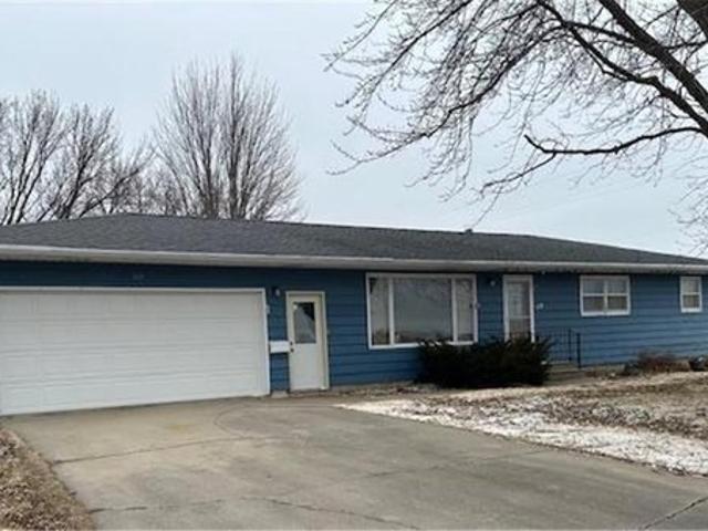 House for sale in Tracy, Minnesota