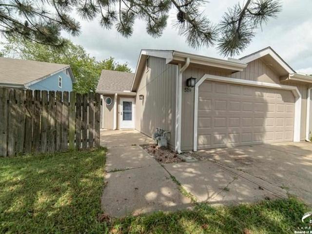 Townhouse for sale in Quail Run, Lawrence