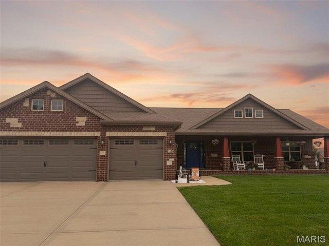 House for sale in Troy, Illinois