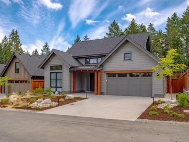 House for sale in Qualicum Beach, British Columbia
