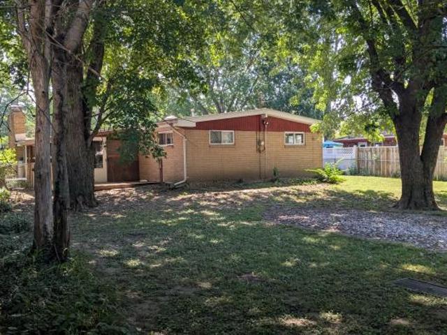 House for sale in Cottage Hills, Illinois