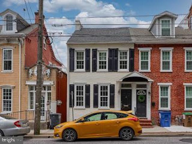 Townhouse for sale in Columbia