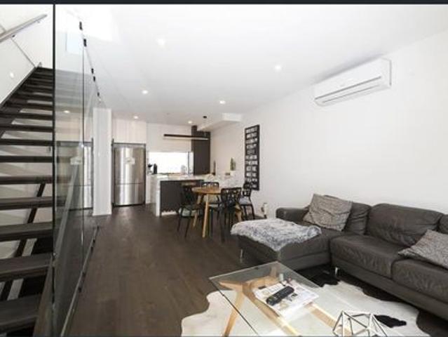 Townhouse for rent in Camerons Creek, Victoria
