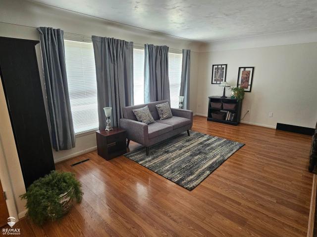 House for sale in Owosso, Shiawassee County