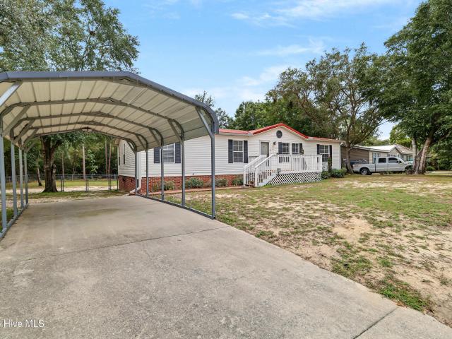 House for sale in Bolivia, Brunswick County