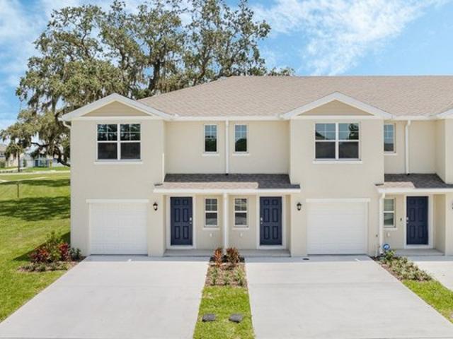 Townhouse for sale in Holly Hill, Florida