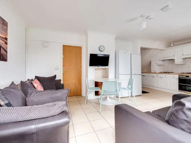 Apartment for rent in St. Martin's, The Bridge