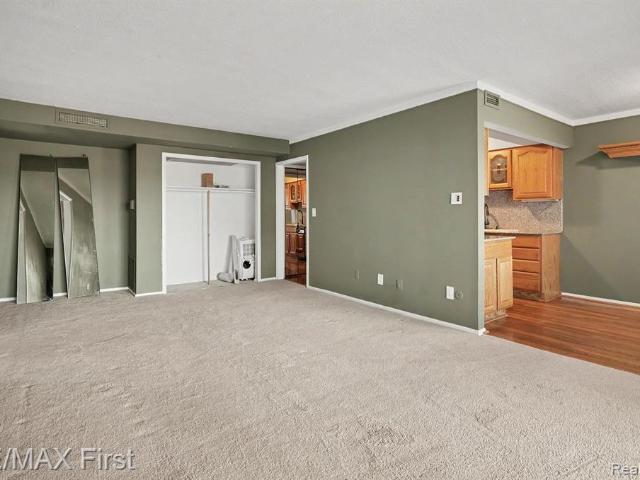 Condo for sale in Saint Clair Shores, Macomb County
