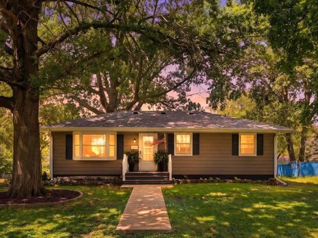 House for sale in Danville, Iowa