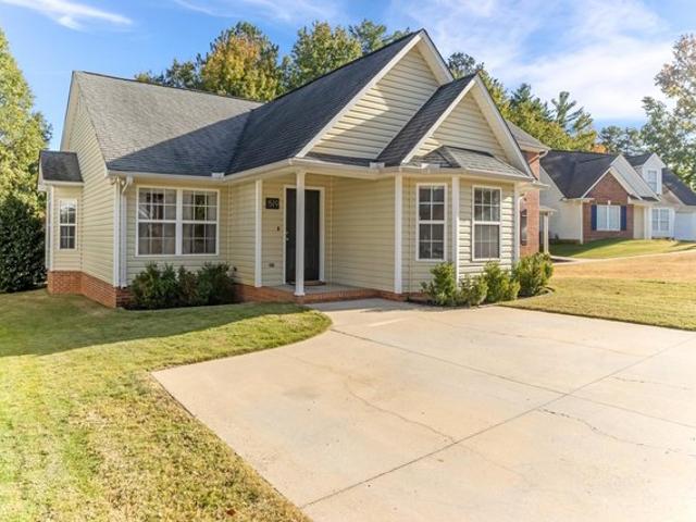 House for sale in Upper Beaver Creek, Moore