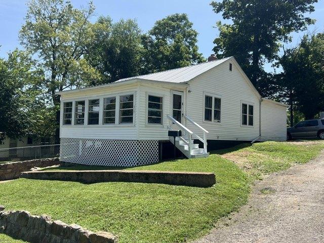 House for sale in Thayer, Missouri