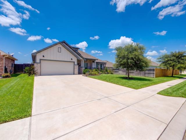 House for sale in Sealy, Texas