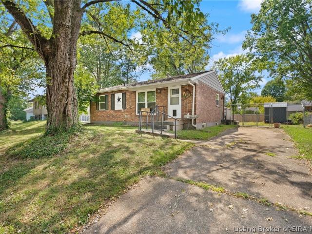 House for sale in Jeffersonville, Indiana