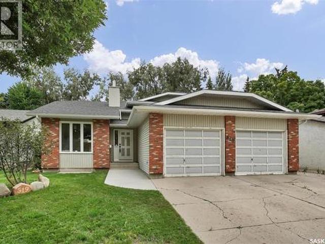 House for sale in Saskatoon, Saskatchewan