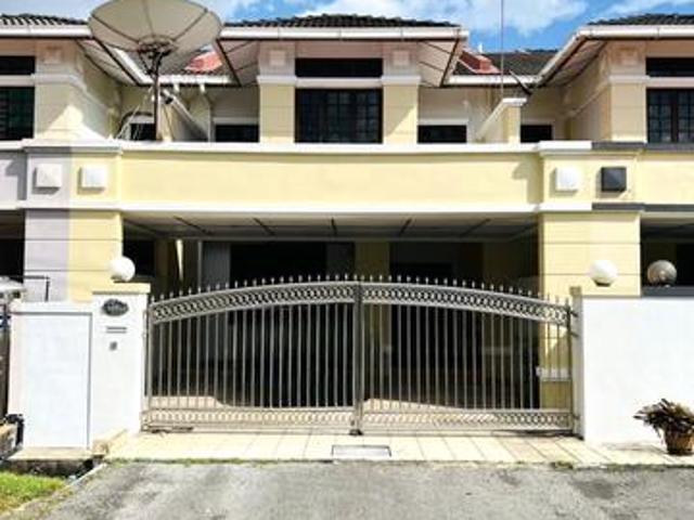 Terraced House for sale in Kuching