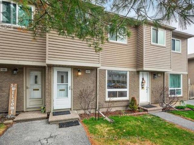Townhouse for rent in Mulhurst Bay, Ontario