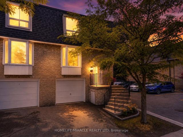 Condo for sale in York, Ontario