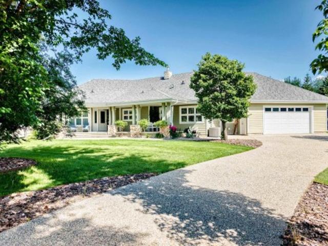 House for sale in Wedgewood, Alberta
