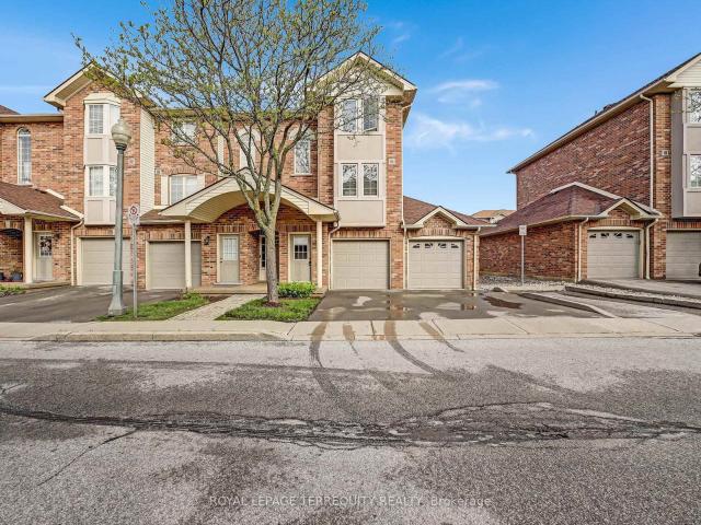 Condo for rent in Woburn, Ontario