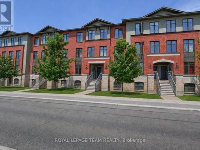 Townhouse for rent in Mulhurst Bay, Ontario