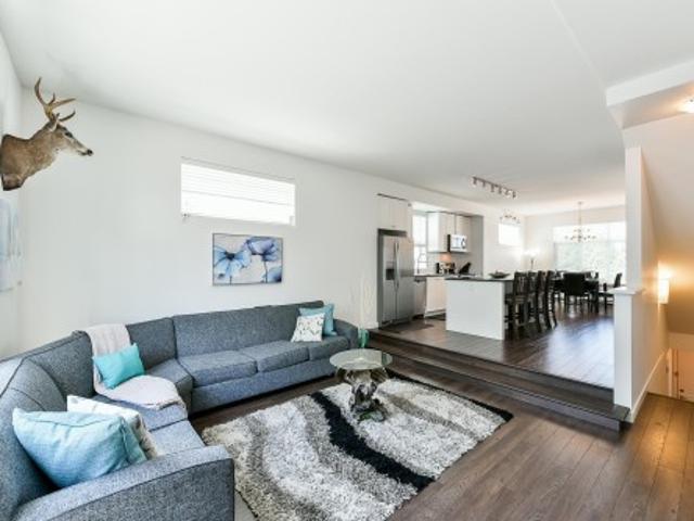 Townhouse for sale in Newton, Surrey