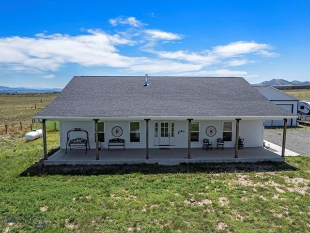 House for sale in Broadwater, Montana