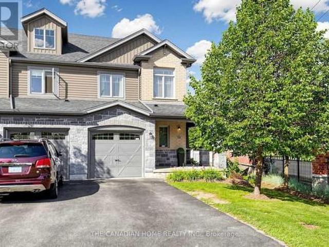 Townhouse for sale in Guelph, Ontario