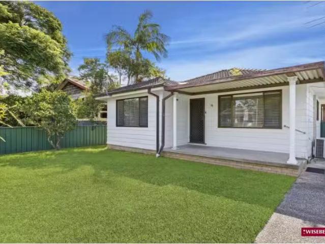 House for rent in Umina Beach, Gosford
