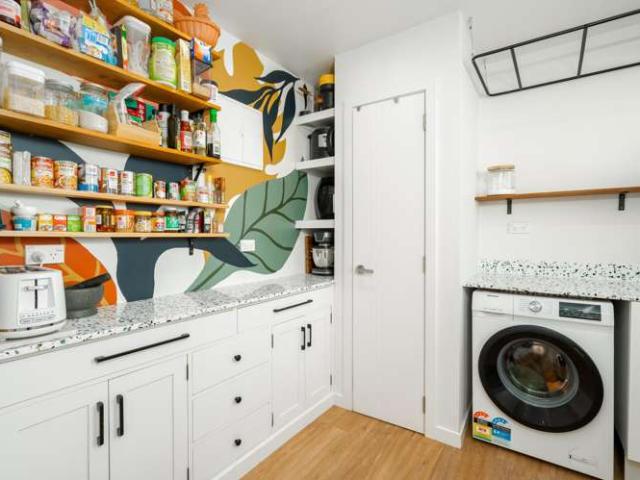 House for sale in Chaslands, Canterbury