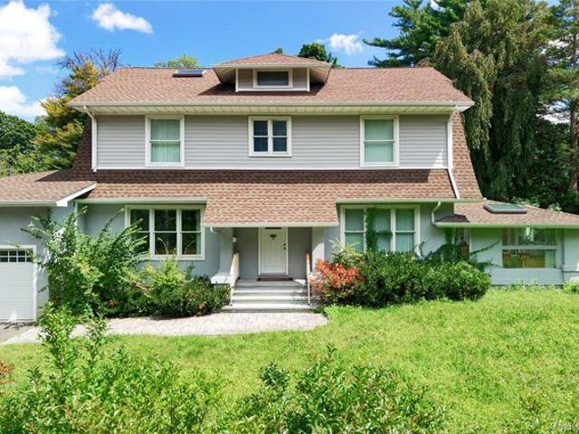 House for sale in Great Neck Estates Section A, Village of Great Neck