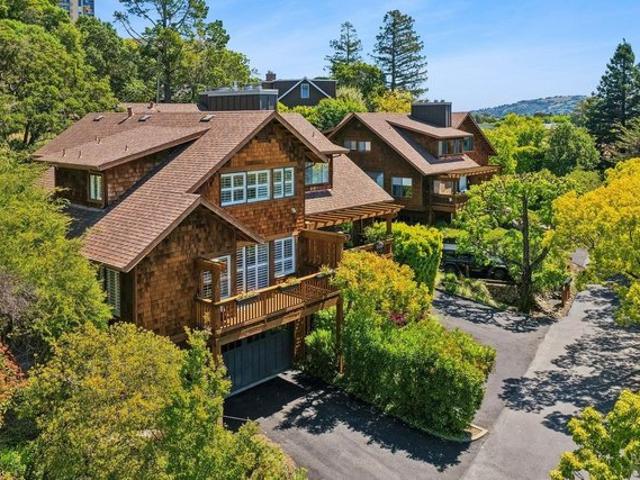 Condo for sale in Kentfield, California