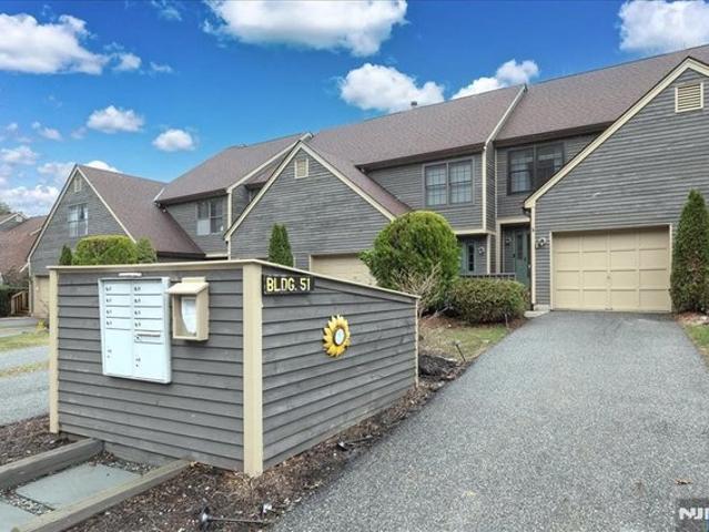 Condo for sale in Passaic, New Jersey