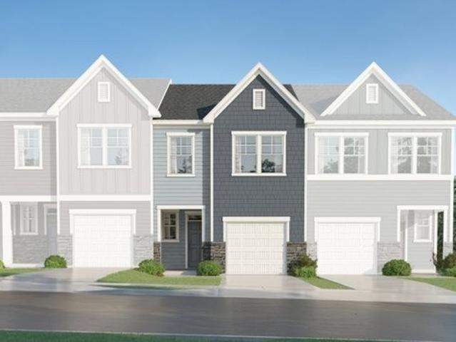 Townhouse for sale in Bunnlevel, North Carolina