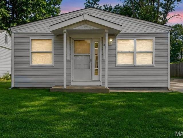 House for sale in Pacific, Missouri