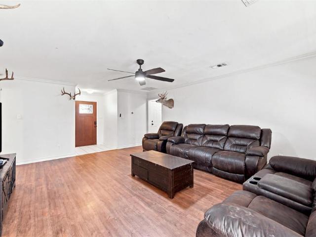 House for sale in Whitney, Texas