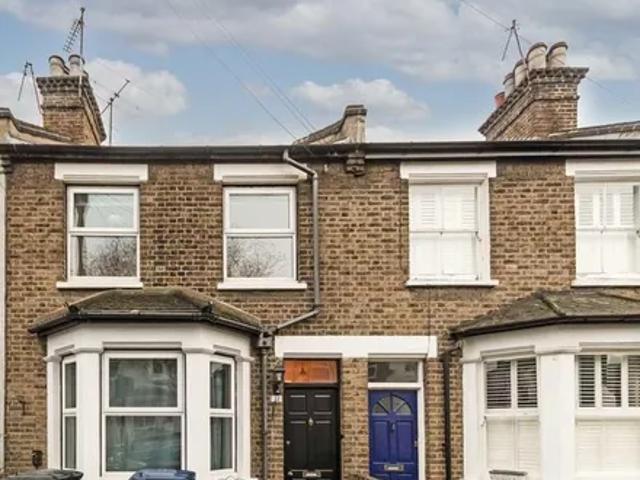 House for rent in London Borough of Ealing, Greater London