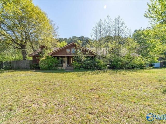 House for sale in Arab, Alabama