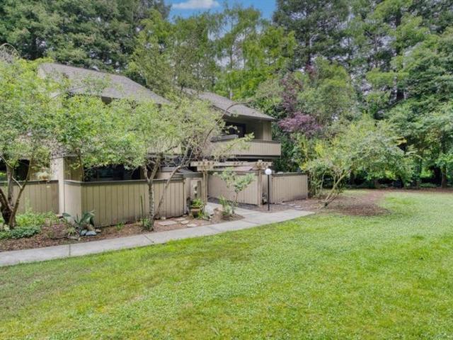 Condo for sale in Cotati, California