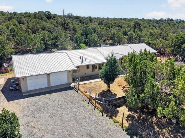 House for sale in Edgewood, New Mexico