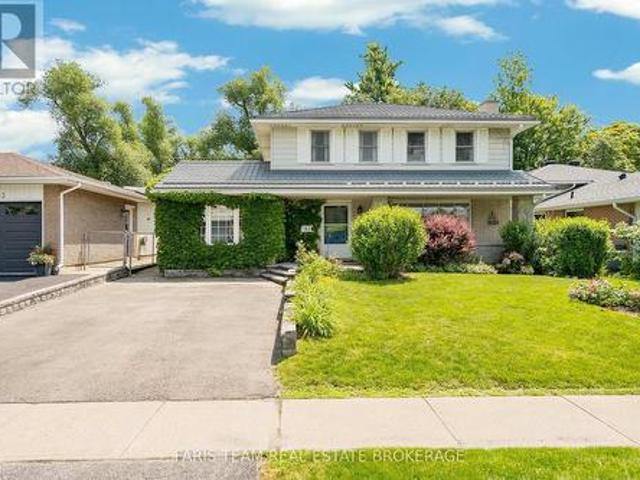 House for sale in Barrie, Ontario