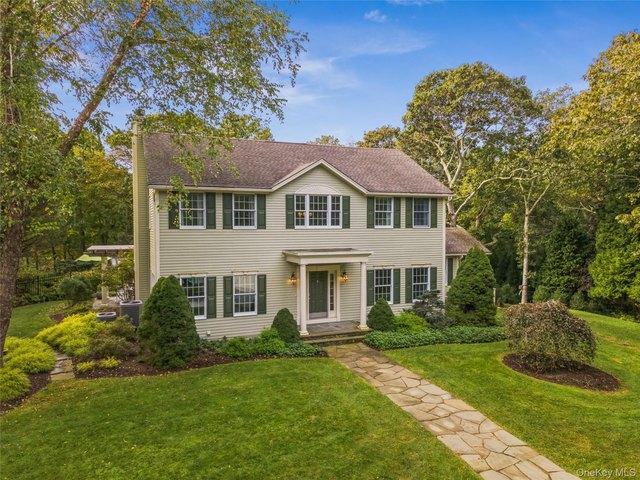 House for sale in Wainscott, New York