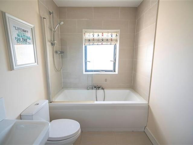 Apartment to rent in Greystones, Wicklow