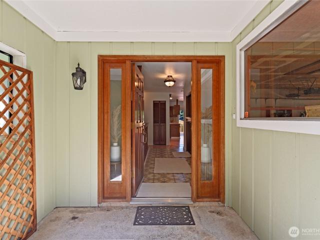 House for sale in Shelton, Washington