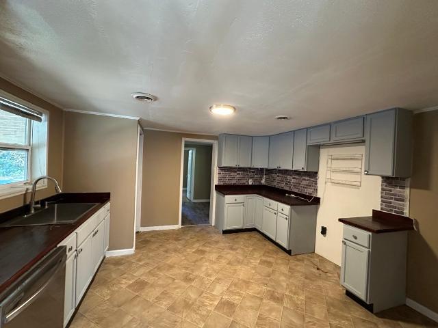 House for sale in Erin, Middle Tennessee