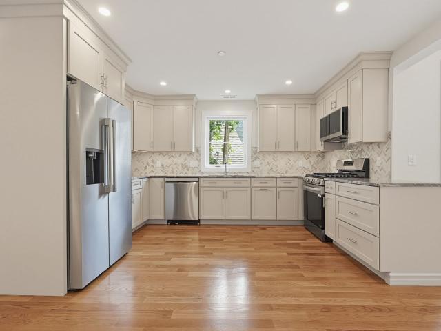 Apartment for rent in Auburndale, Massachusetts